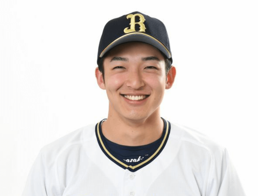 山崎颯一郎選手の顔写真